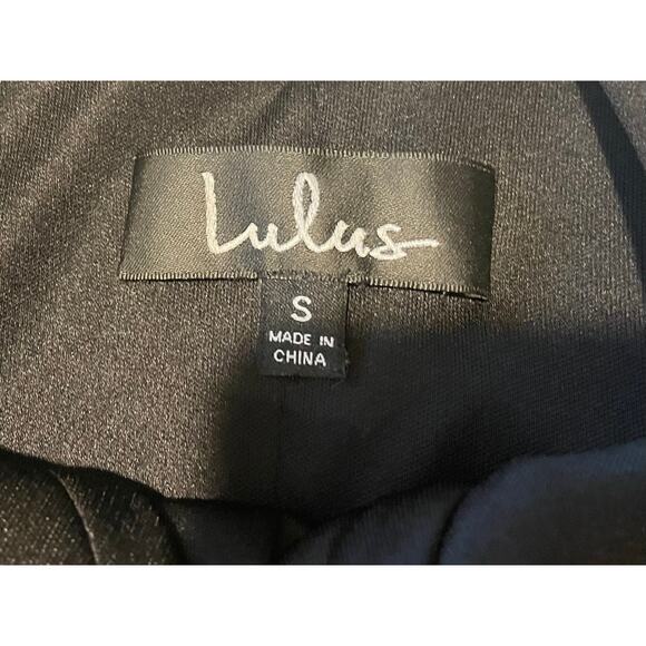 Lulus Little Black Dress Size Small Lined One Shoulder Ruffle V-Neck Flirty Mini - Picture 3 of 8